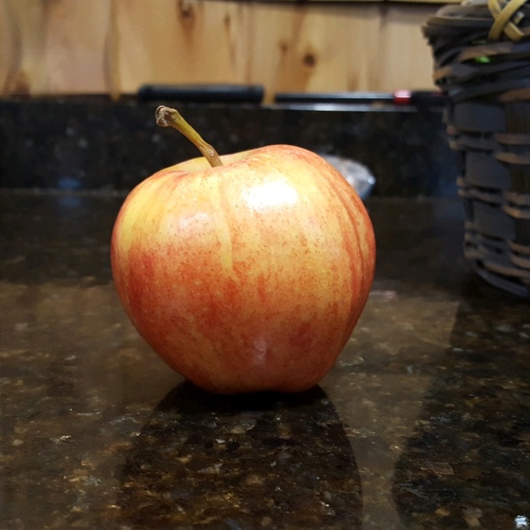 Meet your Posher, Misty - Picture 1 of 1